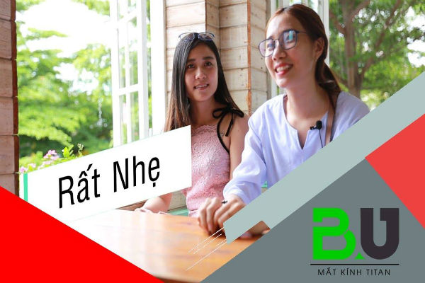 Mot Chiec Kinh Can Hoan Hao – Kinh Co Lop Bao Ve Chong Tia UV Một Chiếc Kính Cận Hoàn Hảo – Kính Có Lớp Bảo Vệ Chống Tia UV