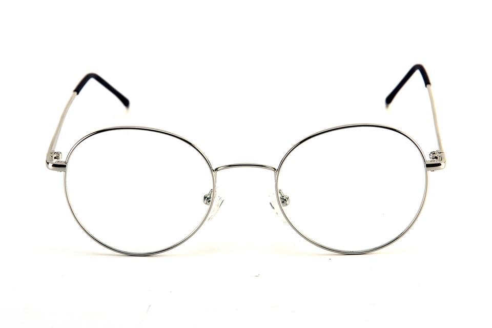 Người bị cận thị nhẹ nên đeo kính như thế nào?