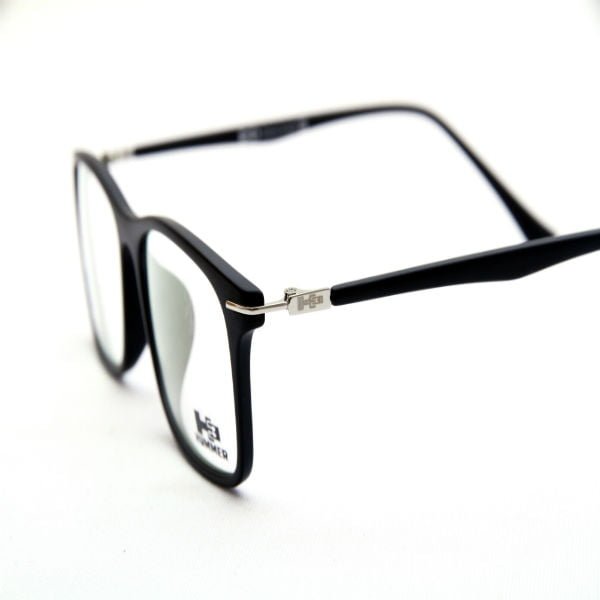 Kinh can sieu mong do cao co 1 khong 2 cua nam 2019 Kính cận siêu mỏng độ cao có 1 không 2 của năm 2019