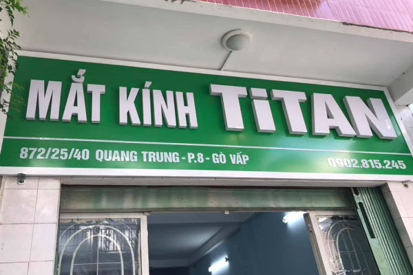 Tọa lạc tại tuyến đường Quang Trung, Gò Vấp, Mắt kính Titan chính là cửa hàng bán kính cận tốt được nhiều người chọn.