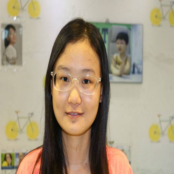 Can-thi-nang-cung-phai-chao-thua-khi-kinh-can-trong-mong-xuat-hien Cận thị nặng cũng phải “chào thua” khi kính cận tròng mỏng xuất hiện