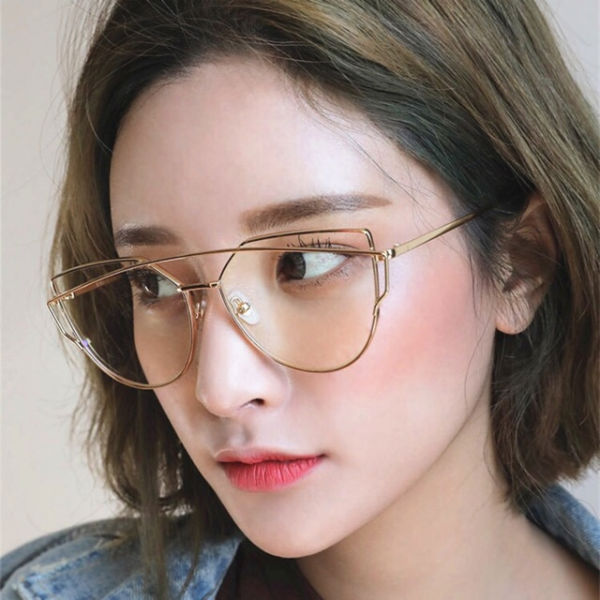 Mat-kinh-can-nu-gia-re-truy-lung-ra-dia-chi-chat-tai-tp-hcm Mắt kính cận nữ giá rẻ - Truy lùng ra địa chỉ chất tại TP HCM