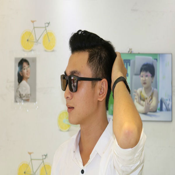 Xem-ngay-6-cong-dung-tien-loi-cua-kinh-ram-hai-trong Xem ngay 6 công dụng tiện lợi của kính râm hai tròng