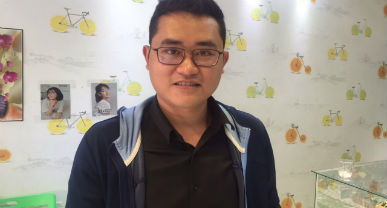ban-kinh-lao-gong-xep-dep