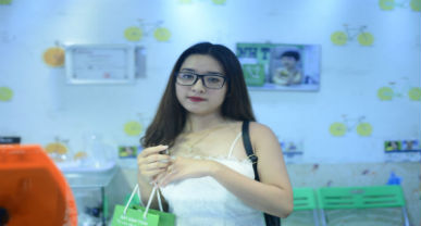 gia-mat-kinh-chong-anh-sang-xanh-dep-noi-len-gia-tri-san-pham-tot