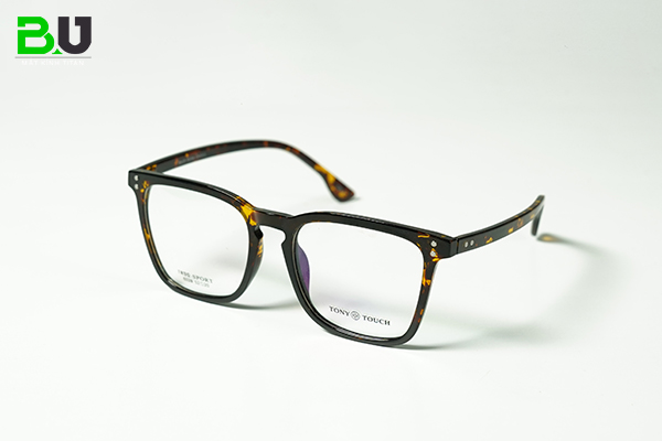 kinh-gia-can-dep-cho-nam kinh-gia-can-dep-cho-nam-2003