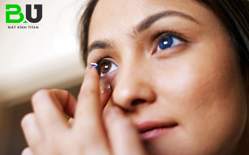 Mọi thứ bạn cần biết về kính áp tròng đổi màu mắt trong 2023