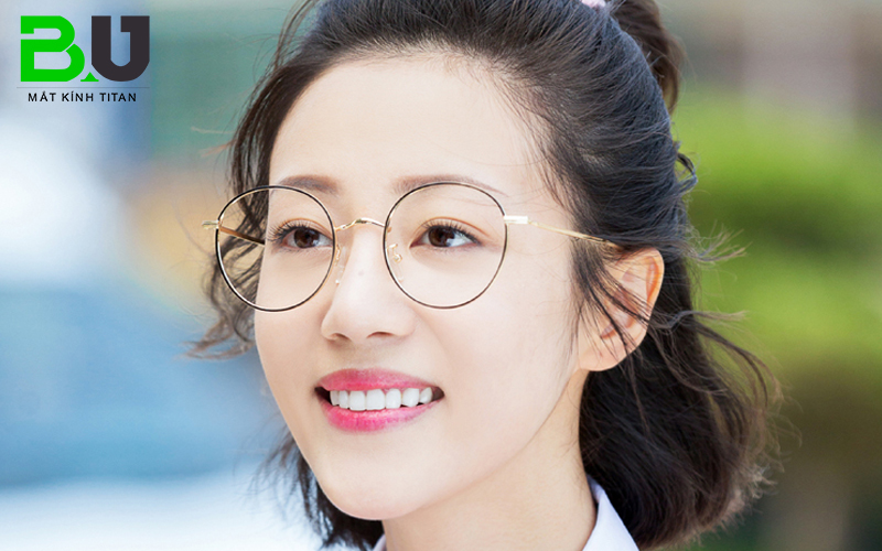 gong-kinh-can-sieu-mong-nhe-6