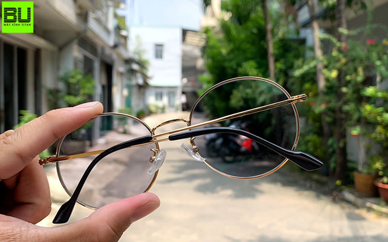 kinh-can-doi-mau-Transitions-Classic-1.60-AS-3 kinh-can-doi-mau-Transitions-Classic-1.60-AS-0501