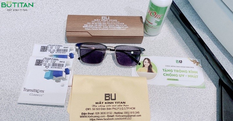 trong-kinh-doi-mau-essilor-transitions-classic